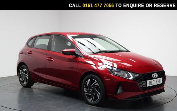 Used 2021 RED HYUNDAI I20 Hatchback 1.0 T-GDi Element Hatchback 5dr Petrol Manual Euro 6 (s/s) (100 ps) (reg. 2021-10-27) for sale in Stockport