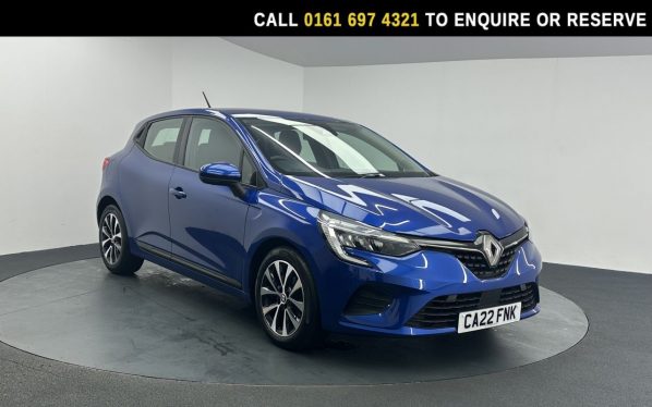 Used 2022 BLUE RENAULT CLIO Hatchback 1.0 TCe Iconic Edition Hatchback 5dr Petrol Manual Euro 6 (s/s) (90 ps) (reg. 2022-04-22) for sale in Manchester