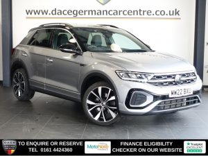 Used 2022 SILVER VOLKSWAGEN T-ROC SUV 1.5 TSI R-Line SUV 5dr Petrol DSG Euro 6 (s/s) (150 ps) (reg. 2022-08-19) for sale in Altrincham