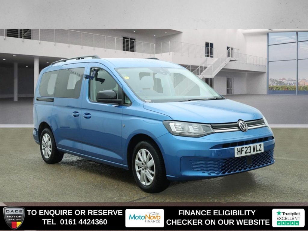 Used 2023 BLUE VOLKSWAGEN CADDY MAXI MPV 1.5 TSI Life MPV 5dr Petrol DSG Euro 6 (s/s) (114 ps) (reg. 2023-04-21) for sale in Altrincham