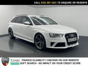Used 2014 WHITE AUDI RS4 AVANT Estate 4.2 FSI V8 Estate 5dr Petrol S Tronic quattro Euro 5 (450 ps) (reg. 2014-02-03) for sale in Manchester