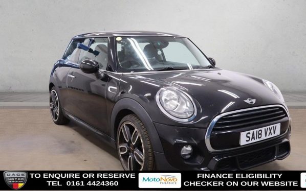Used 2018 BLACK MINI HATCH Hatchback 1.5 Cooper Hatchback 3dr Petrol Manual Euro 6 (s/s) (136 ps) (reg. 2018-03-28) for sale in Altrincham