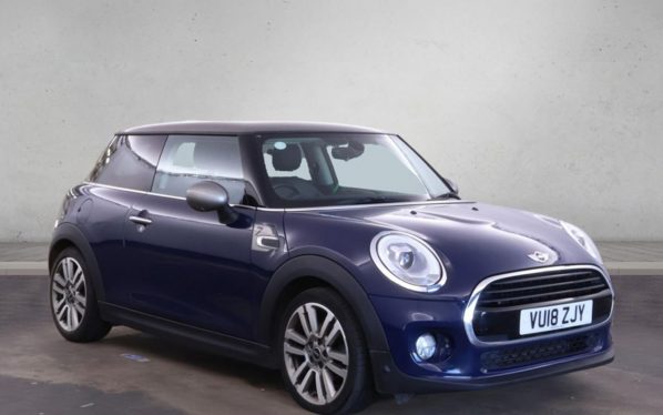 Used 2018 BLUE MINI HATCH Hatchback 1.5 Cooper Seven Hatchback 3dr Petrol Manual Euro 6 (s/s) (136 ps) (reg. 2018-05-16) for sale in Altrincham