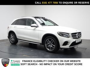 Used 2018 WHITE MERCEDES-BENZ GLC SUV 2.1 GLC220d AMG Line (Premium) SUV 5dr Diesel G-Tronic+ 4MATIC Euro 6 (s/s) (170 ps) (reg. 2018-06-20) for sale in Stockport