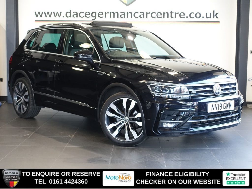 Used 2019 BLACK VOLKSWAGEN TIGUAN SUV 2.0 TDI R-Line SUV 5dr Diesel Manual Euro 6 (s/s) (150 ps) (reg. 2019-03-19) for sale in Altrincham