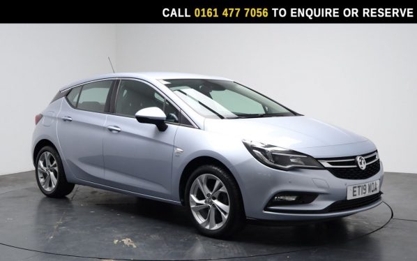 Used 2019 SILVER VAUXHALL ASTRA Hatchback 1.4i Turbo GPF SRi Hatchback 5dr Petrol Auto Euro 6 (s/s) (150 ps) (reg. 2019-06-28) for sale in Stockport