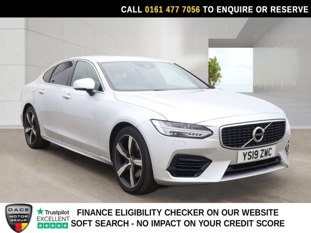 Used 2019 SILVER VOLVO S90 Saloon 2.0h T8 Twin Engine 10.4kWh R-Design Pro Saloon 4dr Petrol Plug-in Hybrid Auto AWD Euro 6 (s/s) (390 ps) (reg. 2019-08-08) for sale in Stockport