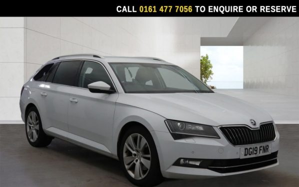 Used 2019 WHITE SKODA SUPERB Estate 2.0 TDI SE L Executive Estate 5dr Diesel Manual Euro 6 (s/s) (150 ps) (reg. 2019-03-21) for sale in Stockport