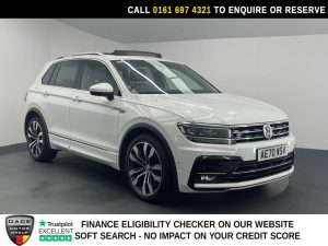 Used 2020 WHITE VOLKSWAGEN TIGUAN SUV 1.5 TSI EVO R-Line Tech SUV 5dr Petrol DSG Euro 6 (s/s) (150 ps) (reg. 2020-09-01) for sale in Manchester