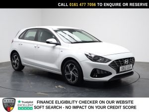 Used 2021 WHITE HYUNDAI I30 Hatchback 1.0L 5d  AUTO  118 BHP (reg. 2021-07-30) for sale in Stockport