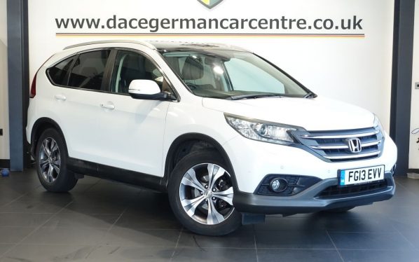 Used 2013 WHITE HONDA CR-V SUV 2.0 i-VTEC EX SUV 5dr Petrol Auto 4WD Euro 5 (155 ps) (reg. 2013-04-18) for sale in Altrincham