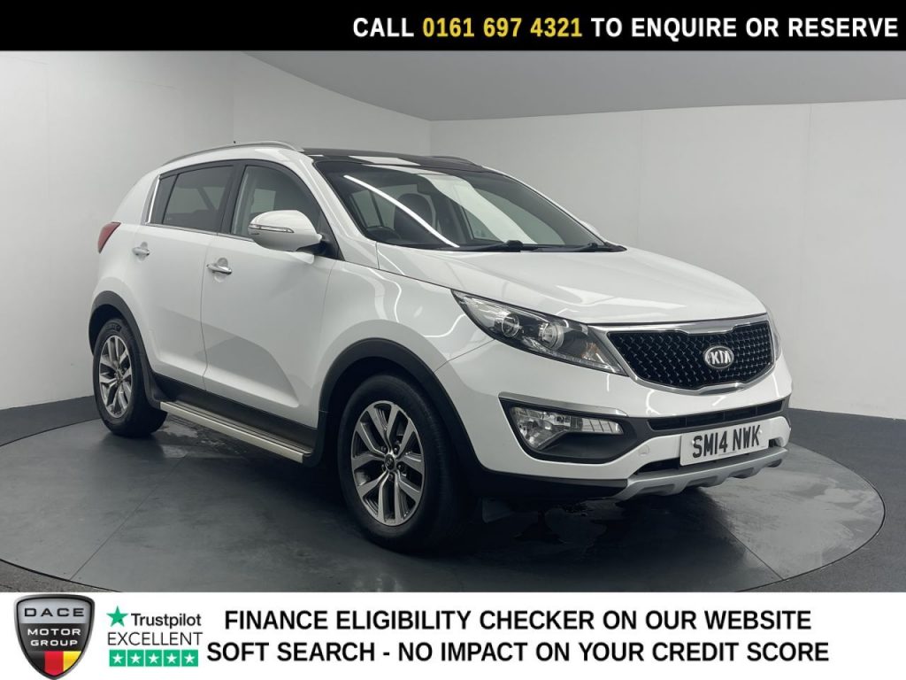 Used 2014 WHITE KIA SPORTAGE SUV 1.7 CRDi EcoDynamics 2 SUV 5dr Diesel Manual 2WD Euro 5 (s/s) (114 bhp) (reg. 2014-08-16) for sale in Manchester