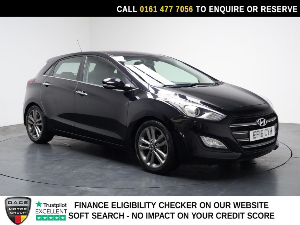 Used 2016 BLACK HYUNDAI I30 Hatchback 1.6 CRDi Blue Drive Premium Hatchback 5dr Diesel Manual Euro 6 (s/s) (136 ps) (reg. 2016-05-10) for sale in Stockport