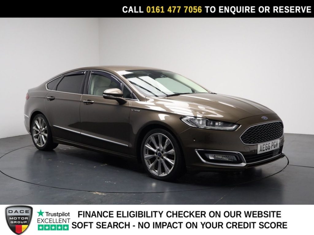 Used 2016 BROWN FORD MONDEO Saloon 2.0 TDCi Vignale Saloon 4dr Diesel Powershift Euro 6 (s/s) (210 ps) (reg. 2016-10-18) for sale in Stockport