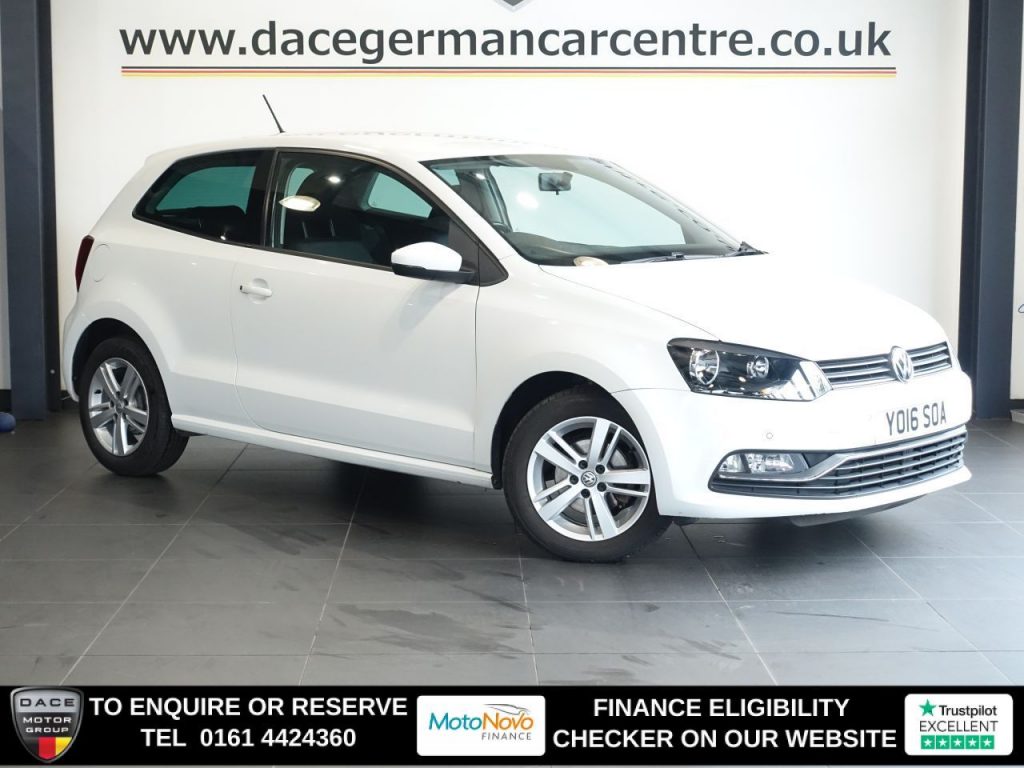 Used 2016 WHITE VOLKSWAGEN POLO Hatchback 1.0 BlueMotion Tech Match Hatchback 3dr Petrol Manual Euro 6 (s/s) (60 ps) (reg. 2016-08-09) for sale in Altrincham