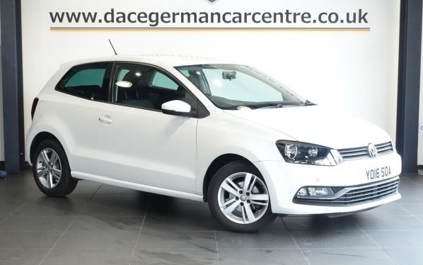 Used 2016 WHITE VOLKSWAGEN POLO Hatchback 1.0 BlueMotion Tech Match Hatchback 3dr Petrol Manual Euro 6 (s/s) (60 ps) (reg. 2016-08-09) for sale in Altrincham