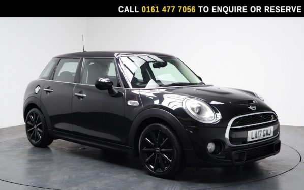 Used 2017 BLACK MINI HATCH Hatchback 2.0 Cooper SD Hatchback 5dr Diesel Auto 6Spd Euro 6 (s/s) (170 ps) (reg. 2017-06-30) for sale in Stockport