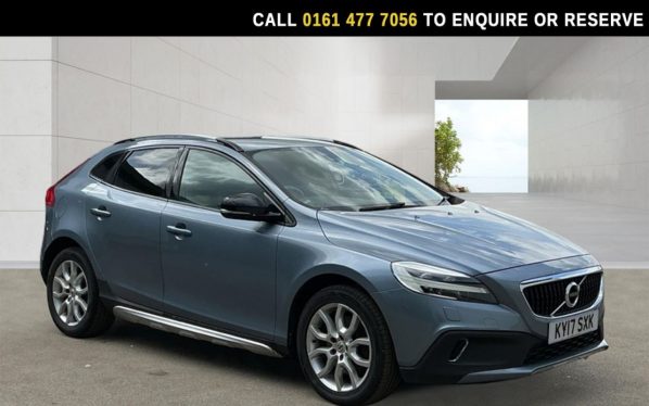 Used 2017 BLUE VOLVO V40 CROSS COUNTRY Hatchback 2.0 D4 Pro Hatchback 5dr Diesel Manual Euro 6 (s/s) (190 ps) (reg. 2017-03-03) for sale in Stockport