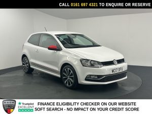 Used 2017 WHITE VOLKSWAGEN POLO Hatchback 1.0 beats Hatchback 3dr Petrol Manual Euro 6 (s/s) (60 ps) (reg. 2017-08-11) for sale in Manchester