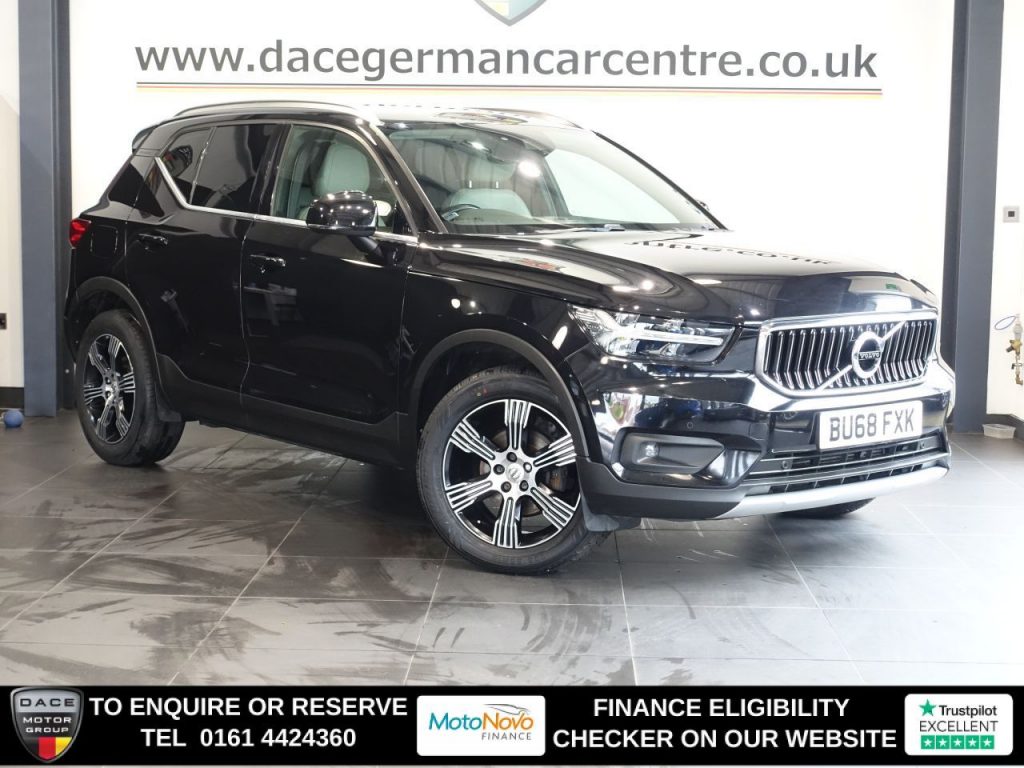 Used 2018 BLACK VOLVO XC40 SUV 2.0 D3 Inscription SUV 5dr Diesel Manual Euro 6 (s/s) (150 ps) (reg. 2018-11-12) for sale in Altrincham