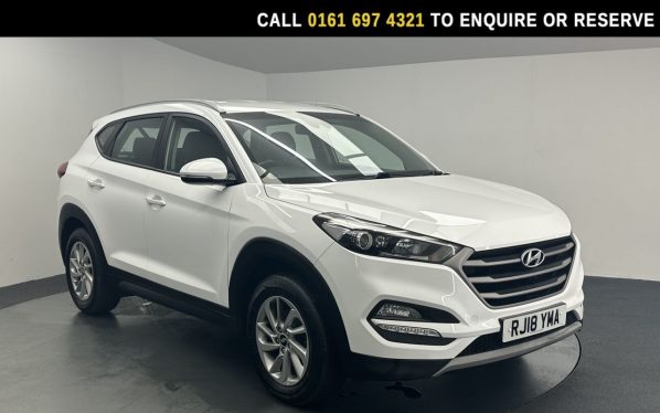 Used 2018 WHITE HYUNDAI TUCSON SUV 1.6 GDi Blue Drive SE Nav SUV 5dr Petrol Manual Euro 6 (s/s) (132 ps) (reg. 2018-06-22) for sale in Manchester