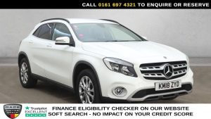 Used 2018 WHITE MERCEDES-BENZ GLA SUV 1.6 GLA200 SE SUV 5dr Petrol Manual Euro 6 (s/s) (156 ps) (reg. 2018-06-29) for sale in Manchester