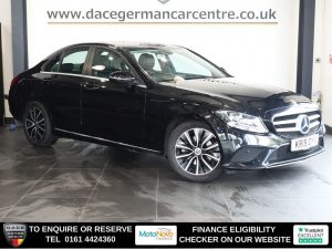 Used 2019 BLACK MERCEDES-BENZ C-CLASS Saloon 1.5 C200 MHEV EQ Boost SE Saloon 4dr Petrol G-Tronic+ Euro 6 (s/s) (198 ps) (reg. 2019-04-05) for sale in Altrincham