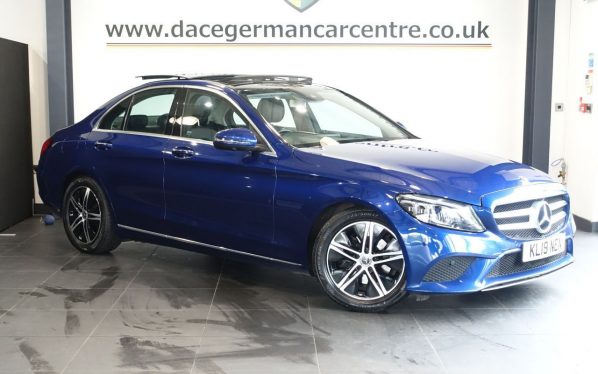 Used 2019 BLUE MERCEDES-BENZ C-CLASS Saloon 2.0 C220d Sport (Premium Plus) Saloon 4dr Diesel G-Tronic+ Euro 6 (s/s) (194 ps) (reg. 2019-06-05) for sale in Altrincham