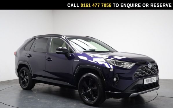 Used 2019 BLUE TOYOTA RAV4 SUV 2.5 VVT-h Dynamic SUV 5dr Petrol Hybrid CVT 4WD Euro 6 (s/s) (222 ps) (reg. 2019-05-07) for sale in Stockport
