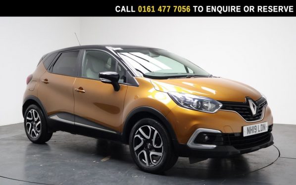 Used 2019 ORANGE RENAULT CAPTUR SUV 0.9 TCe ENERGY Iconic SUV 5dr Petrol Manual Euro 6 (s/s) (90 ps) (reg. 2019-07-12) for sale in Stockport