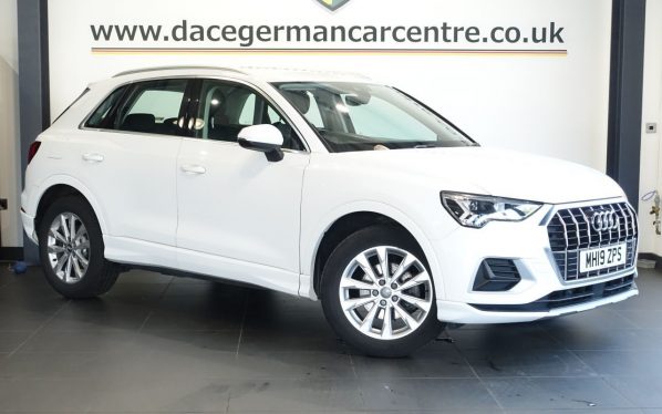 Used 2019 WHITE AUDI Q3 SUV 1.5 TFSI CoD 35 Sport SUV 5dr Petrol S Tronic Euro 6 (s/s) (150 ps) (reg. 2019-06-19) for sale in Altrincham