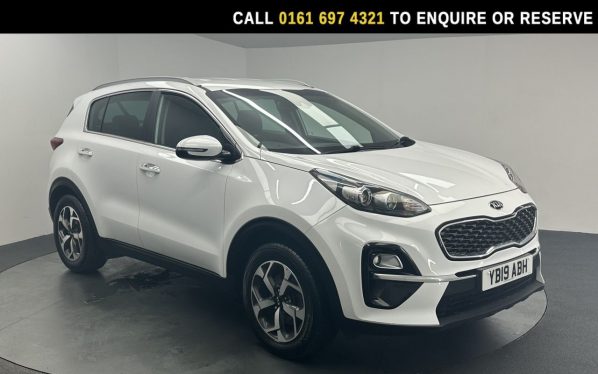 Used 2019 WHITE KIA SPORTAGE SUV 1.6 CRDi 2 SUV 5dr Diesel Manual Euro 6 (s/s) (134 bhp) (reg. 2019-08-21) for sale in Manchester