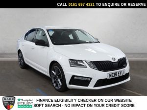 Used 2019 WHITE SKODA OCTAVIA Hatchback 2.0 TDI vRS Hatchback 5dr Diesel DSG 7Spd Euro 6 (s/s) (184 ps) (reg. 2019-06-30) for sale in Manchester