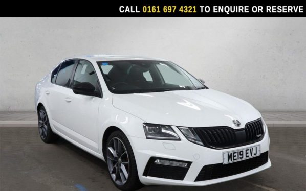 Used 2019 WHITE SKODA OCTAVIA Hatchback 2.0 TDI vRS Hatchback 5dr Diesel DSG 7Spd Euro 6 (s/s) (184 ps) (reg. 2019-06-30) for sale in Manchester
