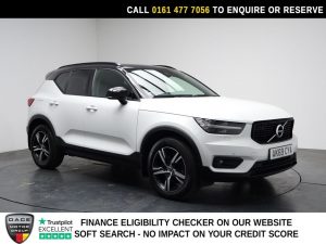Used 2019 WHITE VOLVO XC40 SUV 2.0 T5 R-Design SUV 5dr Petrol Auto AWD Euro 6 (s/s) (247 ps) (reg. 2019-10-26) for sale in Stockport