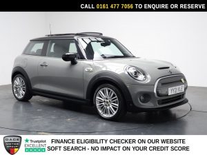 Used 2021 GREY MINI Electric Hatch Hatchback Cooper SE 32.6kWh Level 3 Hatchback 3dr Electric Auto (184 ps) (reg. 2021-03-24) for sale in Stockport