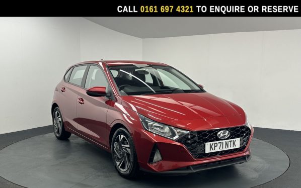 Used 2021 RED HYUNDAI I20 Hatchback 1.0 T-GDi Element Hatchback 5dr Petrol Manual Euro 6 (s/s) (100 ps) (reg. 2021-11-30) for sale in Manchester