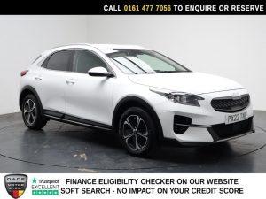 Used 2022 WHITE KIA XCEED SUV 1.6 GDi 8.9kWh 3 SUV 5dr Petrol Plug-in Hybrid DCT Euro 6 (s/s) (139 bhp) (reg. 2022-04-28) for sale in Stockport