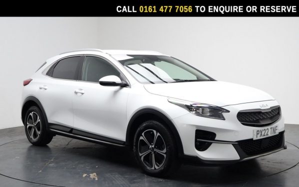 Used 2022 WHITE KIA XCEED SUV 1.6 GDi 8.9kWh 3 SUV 5dr Petrol Plug-in Hybrid DCT Euro 6 (s/s) (139 bhp) (reg. 2022-04-28) for sale in Stockport