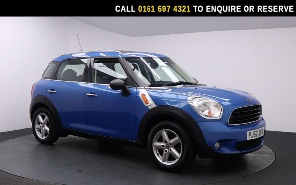 Used 2013 BLUE MINI COUNTRYMAN SUV 1.6 One SUV 5dr Petrol Manual Euro 5 (s/s) (98 ps) (reg. 2013-01-08) for sale in Manchester