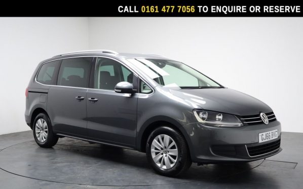 Used 2016 GREY VOLKSWAGEN SHARAN MPV 2.0 TDI BlueMotion Tech SE Nav MPV 5dr Diesel DSG Euro 6 (s/s) (150 ps) (reg. 2016-11-01) for sale in Stockport