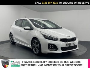 Used 2017 WHITE KIA CEED Hatchback 1.6 CRDi GT-Line Hatchback 5dr Diesel DCT Euro 6 (s/s) (134 bhp) (reg. 2017-01-13) for sale in Manchester