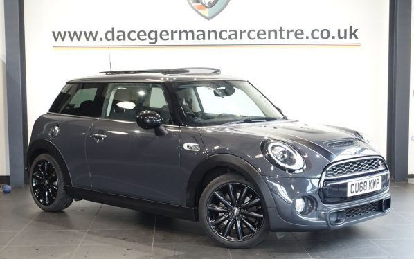 Used 2018 GREY MINI HATCH Hatchback 2.0 Cooper S GPF Hatchback 3dr Petrol Manual Euro 6 (s/s) (192 ps) (reg. 2018-10-31) for sale in Altrincham