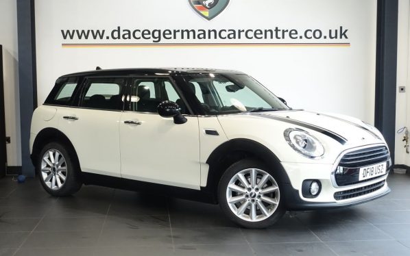 Used 2018 WHITE MINI CLUBMAN Estate 1.5 Cooper Estate 6dr Petrol Manual Euro 6 (s/s) (136 ps) (reg. 2018-06-25) for sale in Altrincham