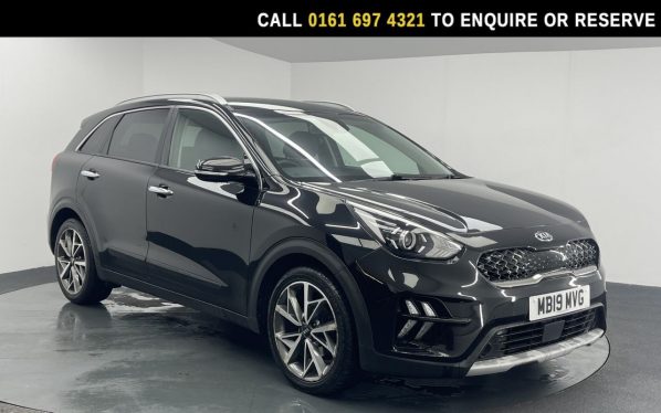 Used 2019 BLACK KIA NIRO SUV 1.6 GDi 3 SUV 5dr Petrol Hybrid DCT Euro 6 (s/s) (139 bhp) (reg. 2019-08-30) for sale in Manchester