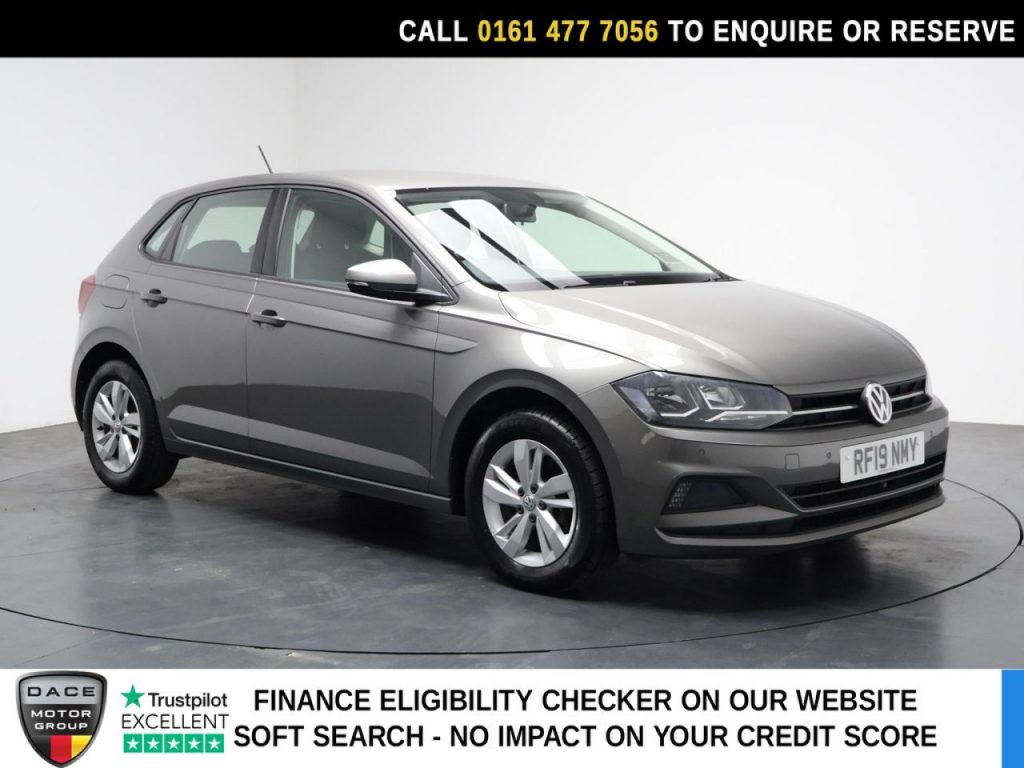 Used 2019 GREY VOLKSWAGEN POLO Hatchback 1.0 TSI GPF SE Hatchback 5dr Petrol DSG Euro 6 (s/s) (95 ps) (reg. 2019-03-28) for sale in Stockport