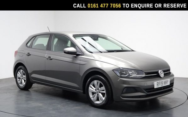Used 2019 GREY VOLKSWAGEN POLO Hatchback 1.0 TSI GPF SE Hatchback 5dr Petrol DSG Euro 6 (s/s) (95 ps) (reg. 2019-03-28) for sale in Stockport