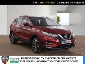 Used 2019 RED NISSAN QASHQAI SUV 1.3 DIG-T N-Connecta SUV 5dr Petrol Manual Euro 6 (s/s) (140 ps) (reg. 2019-01-30) for sale in Stockport
