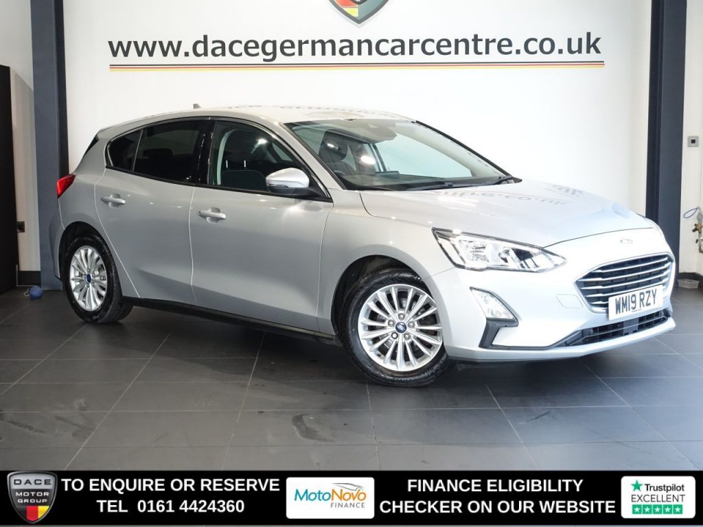 Used 2019 SILVER FORD FOCUS Hatchback 1.0T EcoBoost Titanium Hatchback 5dr Petrol Manual Euro 6 (s/s) (125 ps) (reg. 2019-05-23) for sale in Altrincham