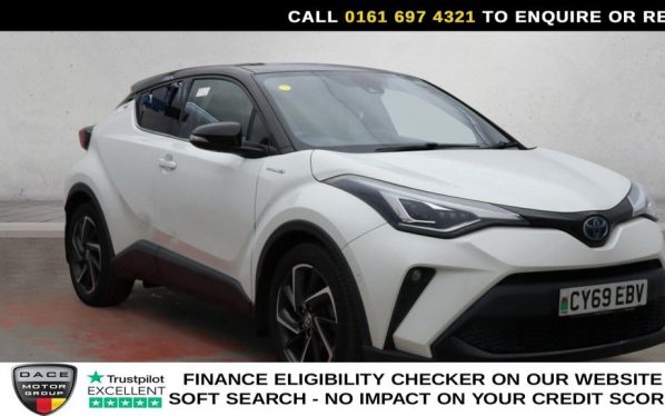 Used 2019 WHITE TOYOTA C-HR SUV 2.0 VVT-h Dynamic SUV 5dr Petrol Hybrid CVT Euro 6 (s/s) (184 ps) (reg. 2019-11-27) for sale in Manchester